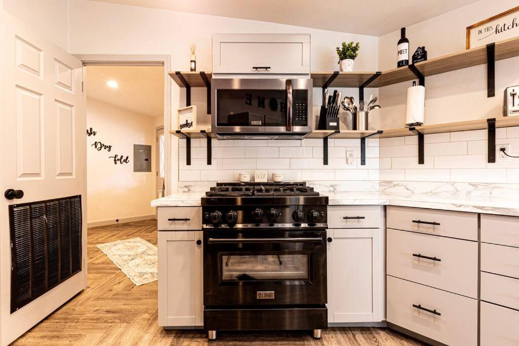 Families & Pets! Hot Tub, Playground, Gym & More! * Pinetop-Lakeside