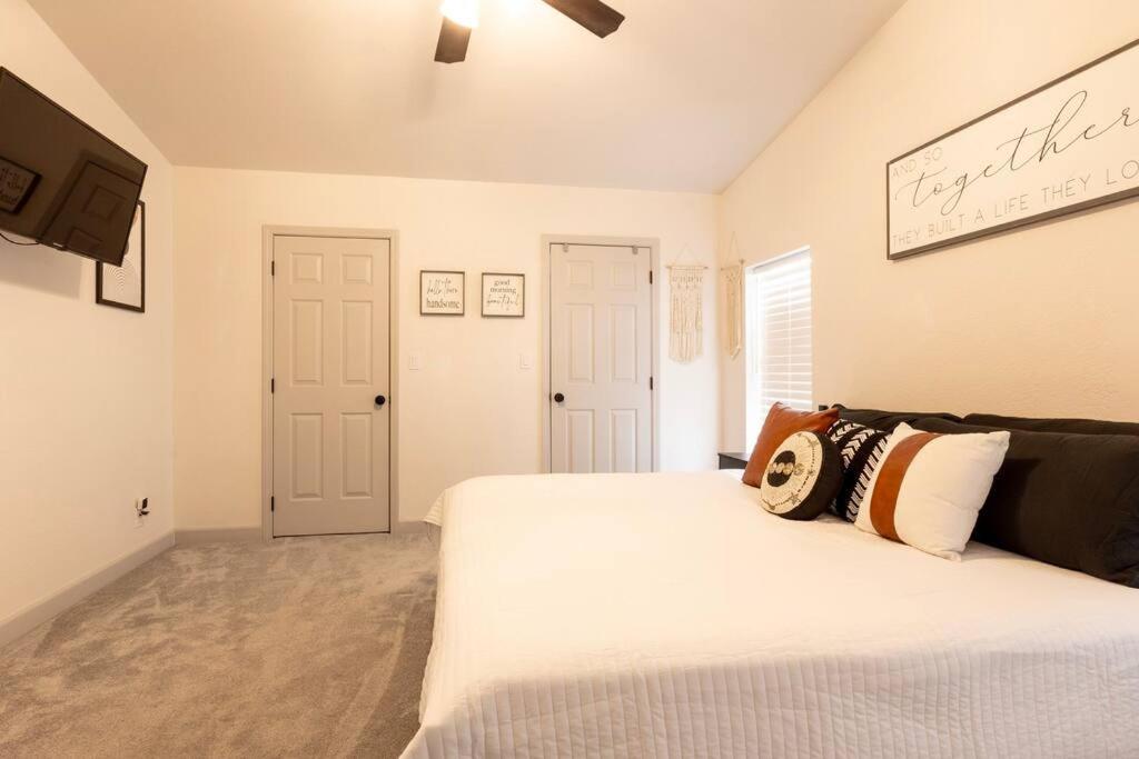 Families & Pets! Hot Tub, Playground, Gym & More! Holiday home Pinetop-Lakeside