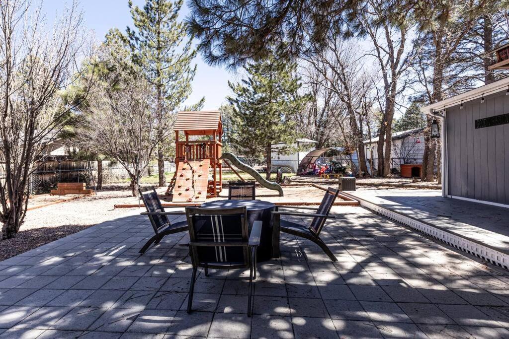 Holiday home Families & Pets! Hot Tub, Playground, Gym & More! *