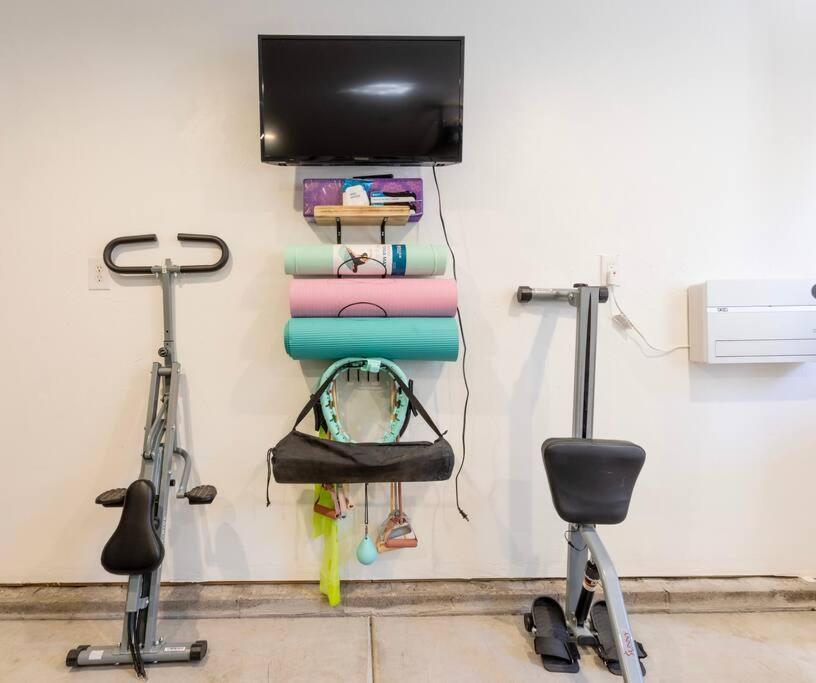 Families & Pets! Hot Tub, Playground, Gym & More! Сasa de vacaciones